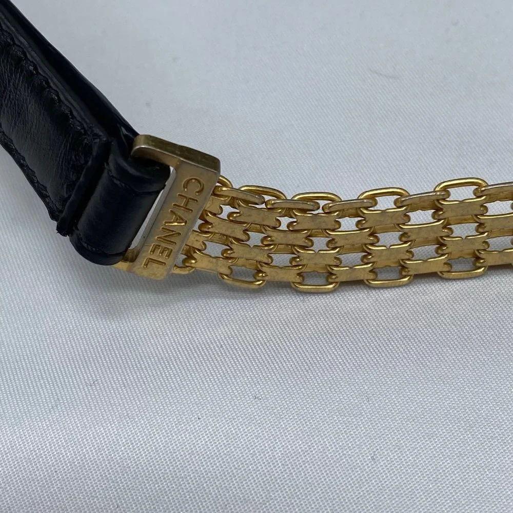 Chanel Black Medal Envelope Flap Bag Chevron Calfskin - Picture 9 of 12